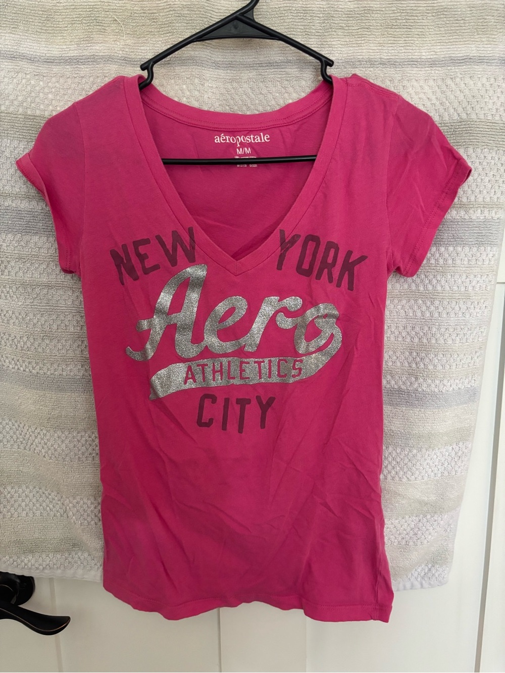 Aeropostale Hot Pink V-Neck 'Aero Athletics' Graphic Tee